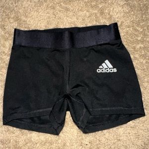 Adidas tech fit spandex. Great condition. Good for working out.